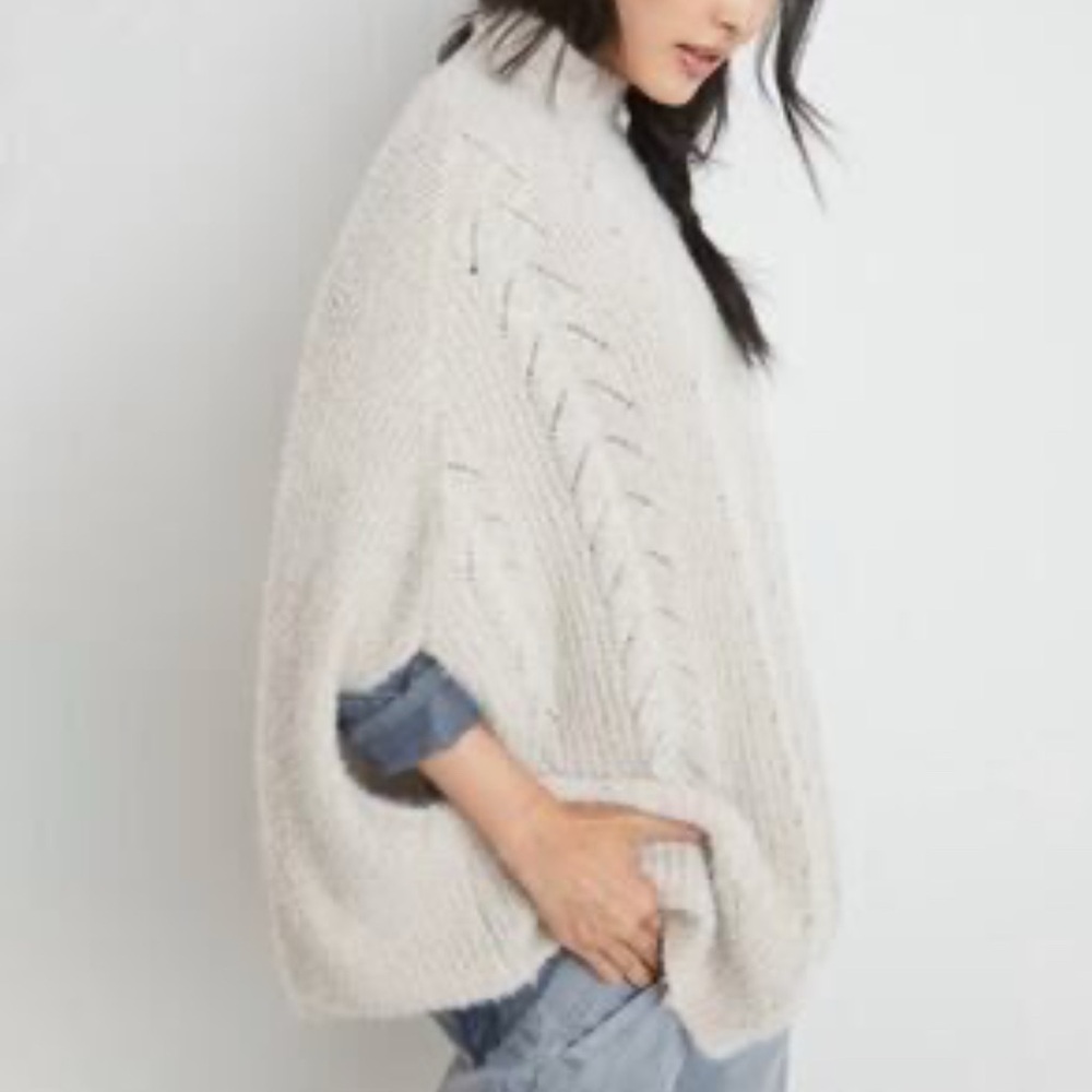 Akemi + Kin by Anthropology Sweater in Cream fuzzy Mock Neck cable Knit Tunic